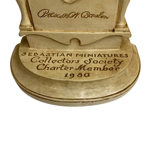 Sebastian Miniatures Collectors Society Charter Member 1980 Display - Picture 3 of 7